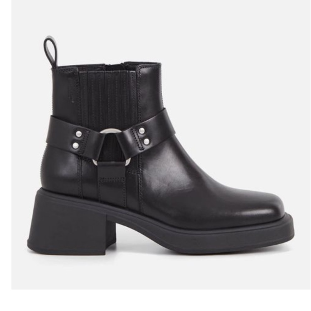 Vagabond Shoemakers Women’s Black Dorah Leather Heeled Chelsea Boots
